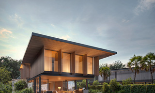 Sofisticada villa de nueva construcción en venta en una prestigiosa zona en Nueva Andalucía, Marbella 777512 