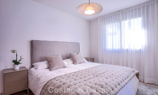 Villa mediterránea en venta a poca distancia de la playa y los servicios en Guadalmina Baja - San Pedro, Marbella 777484 