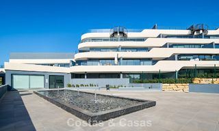 Ático listo para entrar a vivir con vistas al mar en venta en la Nueva Milla de Oro entre Marbella y Estepona 777587 