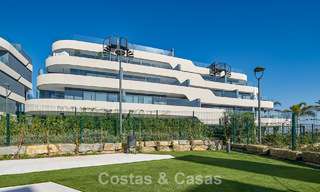 Ático listo para entrar a vivir con vistas al mar en venta en la Nueva Milla de Oro entre Marbella y Estepona 777605 