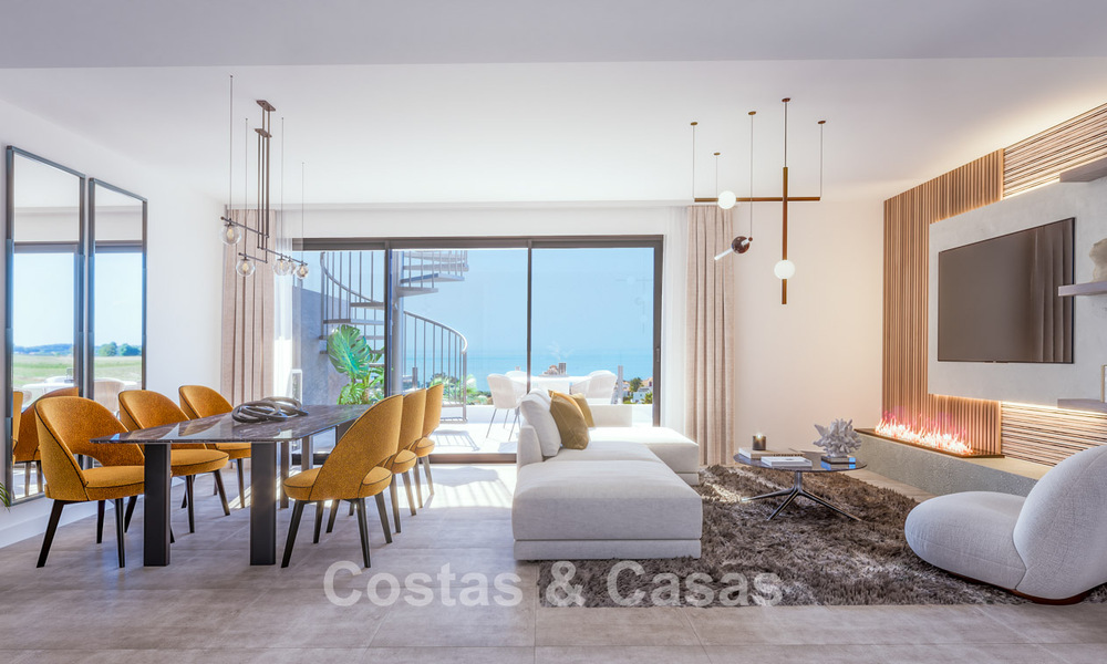 Ático listo para entrar a vivir con vistas al mar en venta en la Nueva Milla de Oro entre Marbella y Estepona 777671