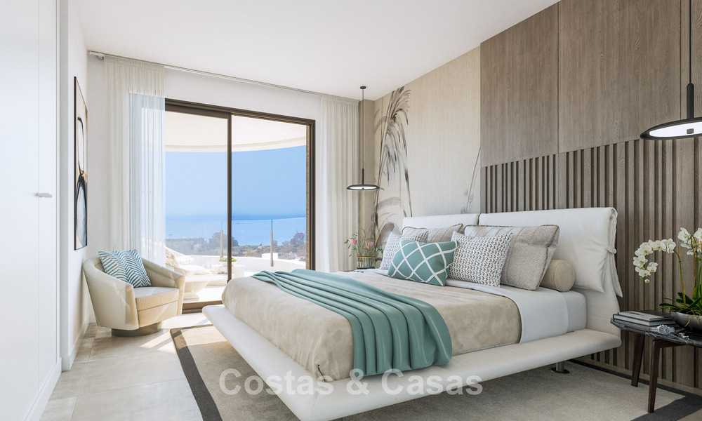 Ático listo para entrar a vivir con vistas al mar en venta en la Nueva Milla de Oro entre Marbella y Estepona 777673