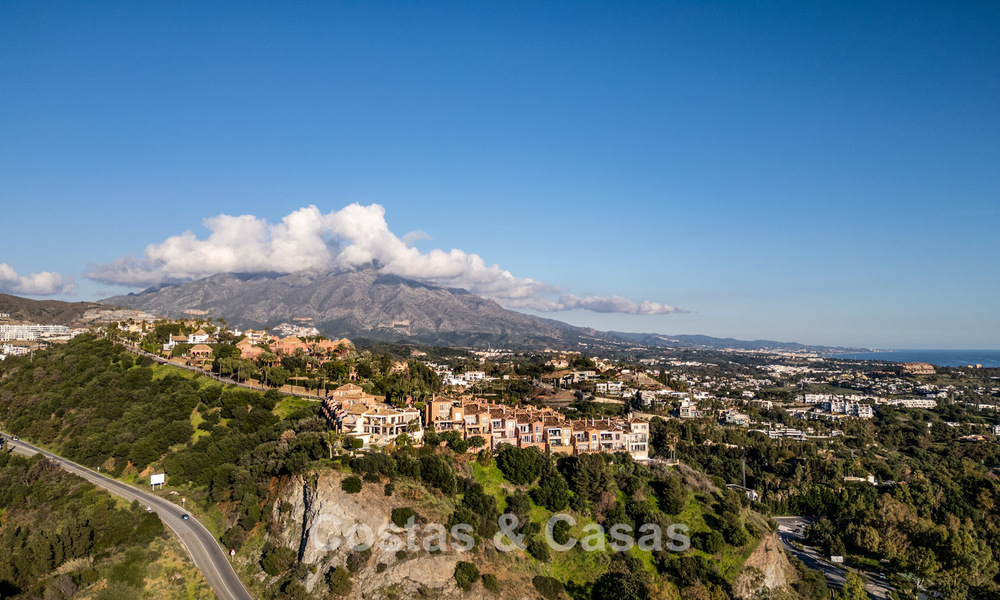 Amplio apartamento con vistas panorámicas en venta en Marbella - Benahavis 777627