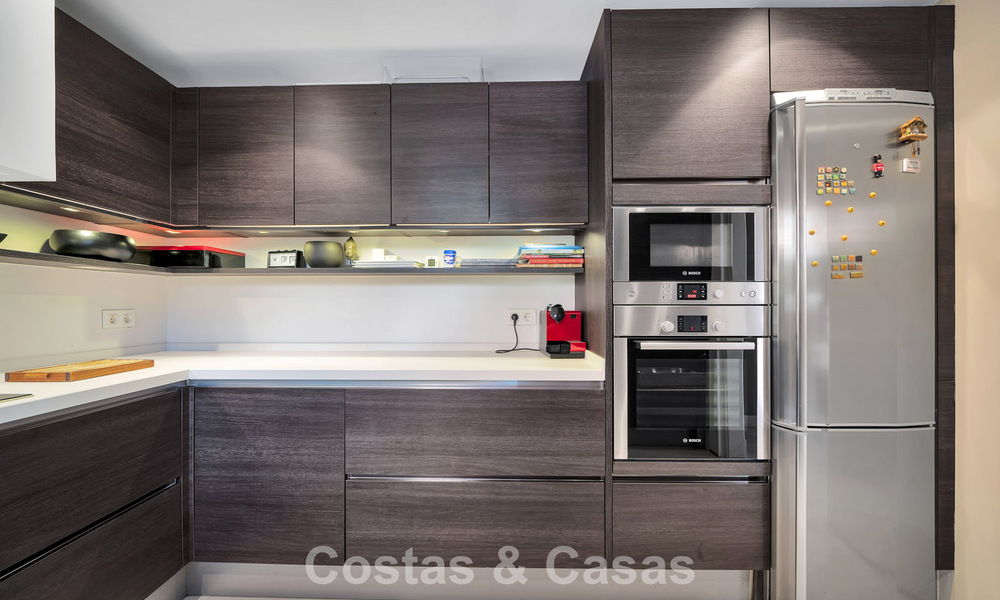 Amplio apartamento con vistas panorámicas en venta en Marbella - Benahavis 777633