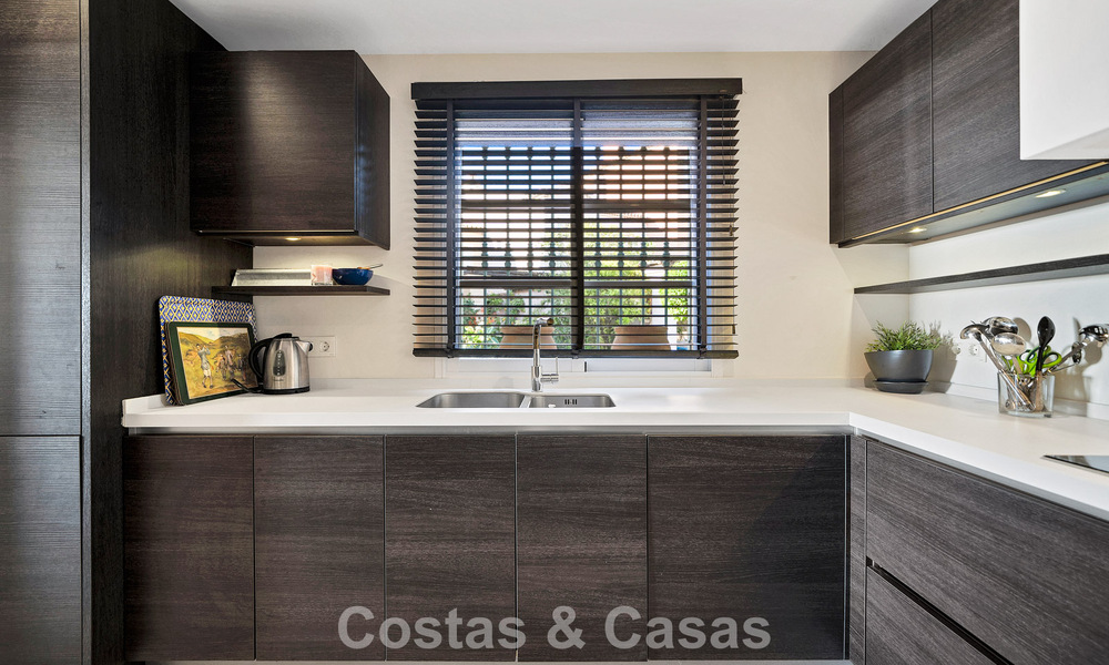 Amplio apartamento con vistas panorámicas en venta en Marbella - Benahavis 777634