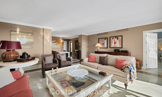 Amplio apartamento con vistas panorámicas en venta en Marbella - Benahavis 777635 