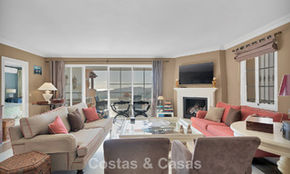 Amplio apartamento con vistas panorámicas en venta en Marbella - Benahavis 777640 