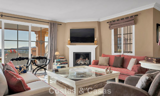 Amplio apartamento con vistas panorámicas en venta en Marbella - Benahavis 777642 