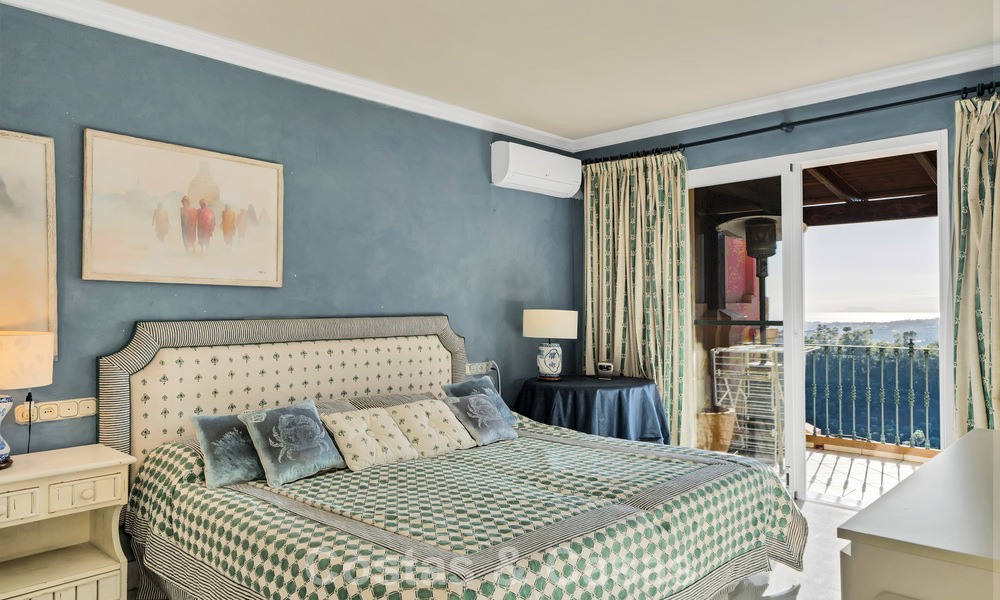 Amplio apartamento con vistas panorámicas en venta en Marbella - Benahavis 777646