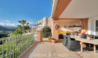 Amplio apartamento con vistas panorámicas en venta en Marbella - Benahavis 777660 