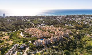 Precioso ático dúplex en venta, a poca distancia de los servicios y la playa en Elviria, Marbella 777781 