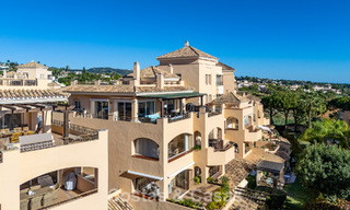 Precioso ático dúplex en venta, a poca distancia de los servicios y la playa en Elviria, Marbella 777788 