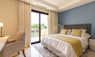 Apartamento de alta gama en venta en un complejo cerrado en Nueva Andalucía, Marbella 777674 