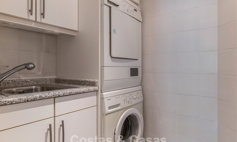 Apartamento de alta gama en venta en un complejo cerrado en Nueva Andalucía, Marbella 777677