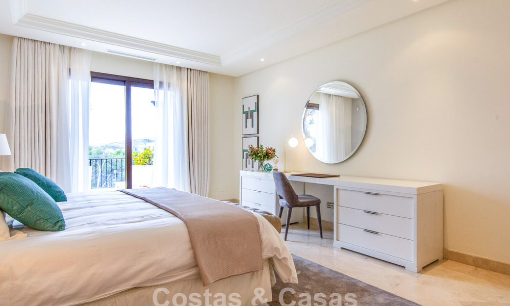 Apartamento de alta gama en venta en un complejo cerrado en Nueva Andalucía, Marbella 777686