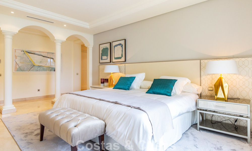 Apartamento de alta gama en venta en un complejo cerrado en Nueva Andalucía, Marbella 777687