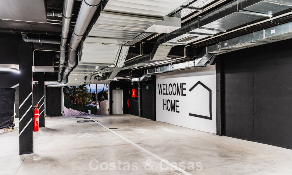 Villa adosada de diseño modernista con vistas al mar en venta en un complejo turístico líder en Mijas Costa, Costa del Sol 777829