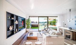 Villa adosada de diseño modernista con vistas al mar en venta en un complejo turístico líder en Mijas Costa, Costa del Sol 777856 