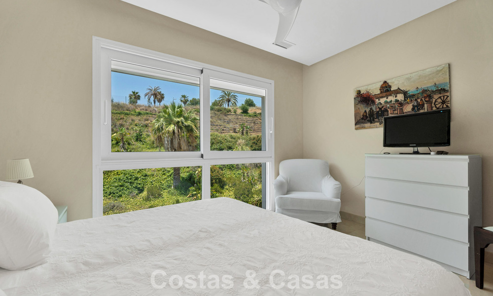 Lujoso ático dúplex con piscina privada en venta en el Valle del Golf de Nueva Andalucía, Marbella 777883