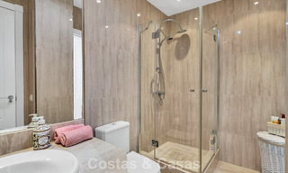 Lujoso ático dúplex con piscina privada en venta en el Valle del Golf de Nueva Andalucía, Marbella 777885 