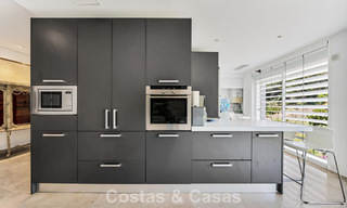 Lujoso ático dúplex con piscina privada en venta en el Valle del Golf de Nueva Andalucía, Marbella 777889 