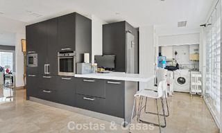 Lujoso ático dúplex con piscina privada en venta en el Valle del Golf de Nueva Andalucía, Marbella 777890 