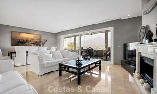 Lujoso ático dúplex con piscina privada en venta en el Valle del Golf de Nueva Andalucía, Marbella 777902 