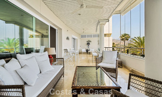 Lujoso ático dúplex con piscina privada en venta en el Valle del Golf de Nueva Andalucía, Marbella 777911 