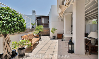 Lujoso ático dúplex con piscina privada en venta en el Valle del Golf de Nueva Andalucía, Marbella 777913 