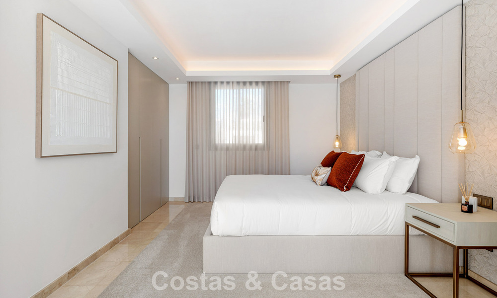 Prestigiosa villa de lujo renovada de estilo tradicional en venta en una tranquila zona residencial de Nueva Andalucía, Marbella 778128