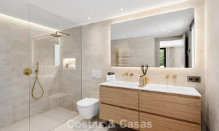 Prestigiosa villa de lujo renovada de estilo tradicional en venta en una tranquila zona residencial de Nueva Andalucía, Marbella 778131 