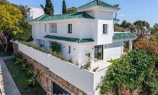 Prestigiosa villa de lujo renovada de estilo tradicional en venta en una tranquila zona residencial de Nueva Andalucía, Marbella 778150 
