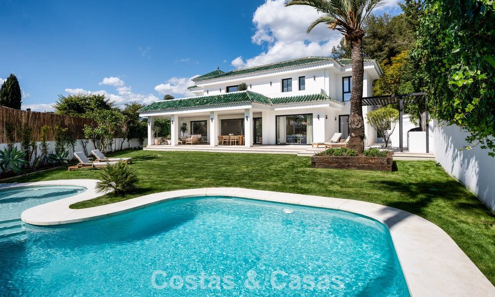 Prestigiosa villa de lujo renovada de estilo tradicional en venta en una tranquila zona residencial de Nueva Andalucía, Marbella 778157