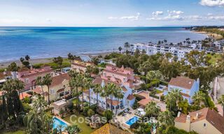 Encantadora villa adosada en venta a pocos metros de la playa cerca de Puerto Banús, Marbella 777973 