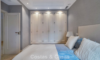 Encantadora villa adosada en venta a pocos metros de la playa cerca de Puerto Banús, Marbella 777995 