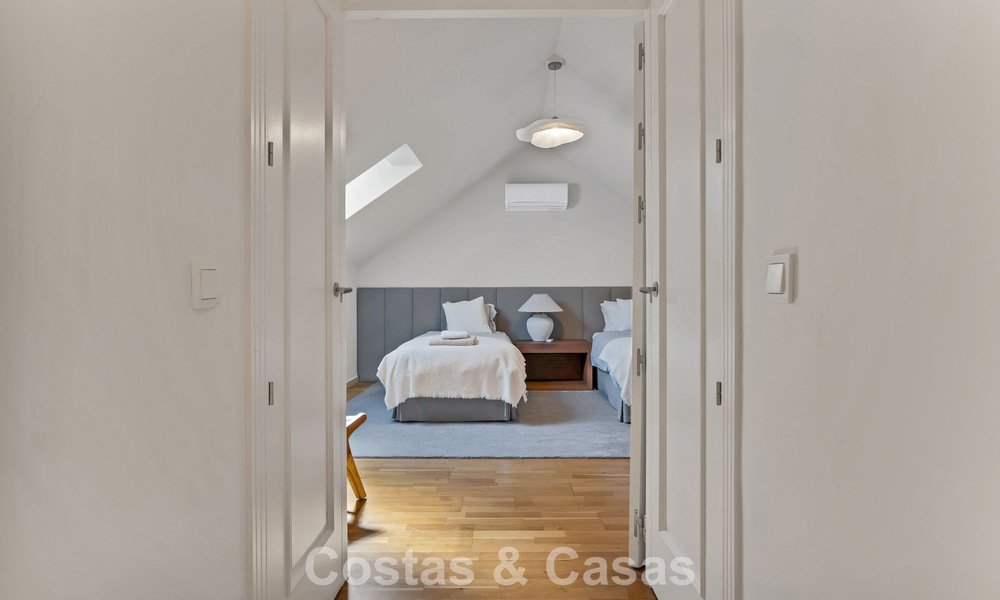 Encantadora villa adosada en venta a pocos metros de la playa cerca de Puerto Banús, Marbella 777996