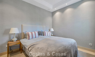 Encantadora villa adosada en venta a pocos metros de la playa cerca de Puerto Banús, Marbella 777999 