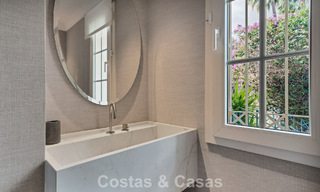 Encantadora villa adosada en venta a pocos metros de la playa cerca de Puerto Banús, Marbella 778002 