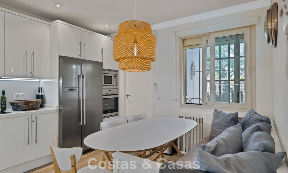 Encantadora villa adosada en venta a pocos metros de la playa cerca de Puerto Banús, Marbella 778006