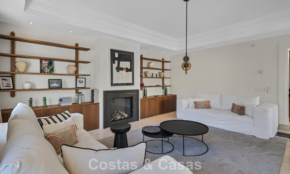 Encantadora villa adosada en venta a pocos metros de la playa cerca de Puerto Banús, Marbella 778012