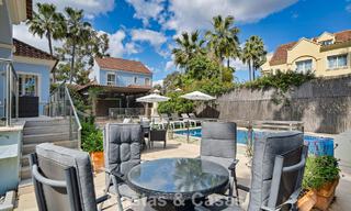 Encantadora villa adosada en venta a pocos metros de la playa cerca de Puerto Banús, Marbella 778018 