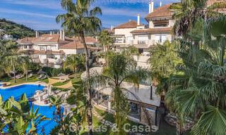 Precioso apartamento con amplia terraza en venta en un lujoso complejo en Nueva Andalucía, Marbella 778111 
