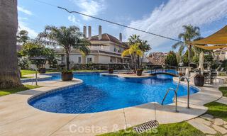 Precioso apartamento con amplia terraza en venta en un lujoso complejo en Nueva Andalucía, Marbella 778112 