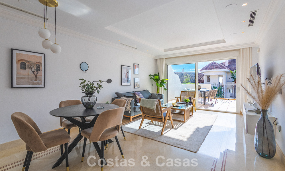 Precioso apartamento con amplia terraza en venta en un lujoso complejo en Nueva Andalucía, Marbella 778117