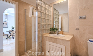 Precioso apartamento con amplia terraza en venta en un lujoso complejo en Nueva Andalucía, Marbella 778119 