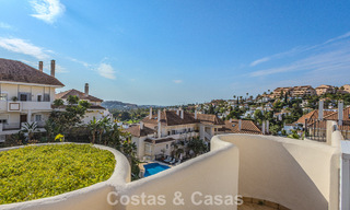 Precioso apartamento con amplia terraza en venta en un lujoso complejo en Nueva Andalucía, Marbella 778125 