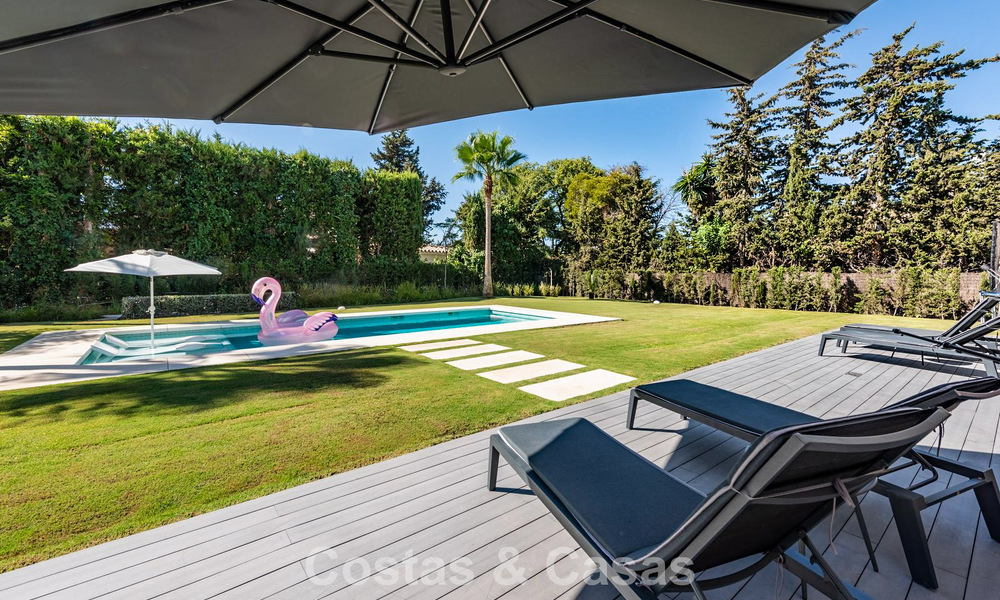 Moderna villa independiente de 4 dormitorios en venta en la Nueva Milla de Oro entre Marbella y Estepona 778245