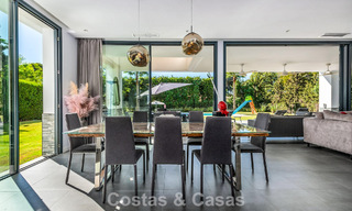 Moderna villa independiente de 4 dormitorios en venta en la Nueva Milla de Oro entre Marbella y Estepona 778247 