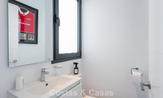 Moderna villa independiente de 4 dormitorios en venta en la Nueva Milla de Oro entre Marbella y Estepona 778279 