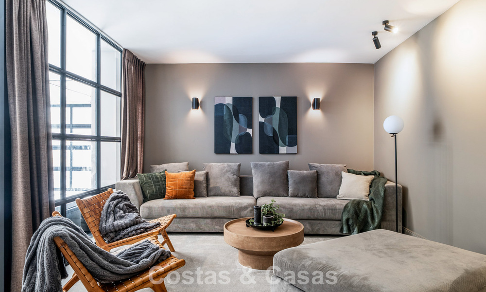 Villa reformada en venta en estilo arquitectónico andaluz moderno en Nueva Andalucía, Marbella 778548